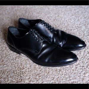 Dolce & Gabbana Oxford Dress Shoes Black (Men’s 8)